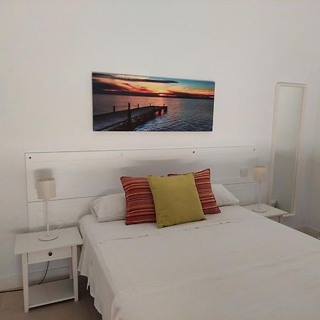 Casa Oliva 52 Apartment Севиля Екстериор снимка