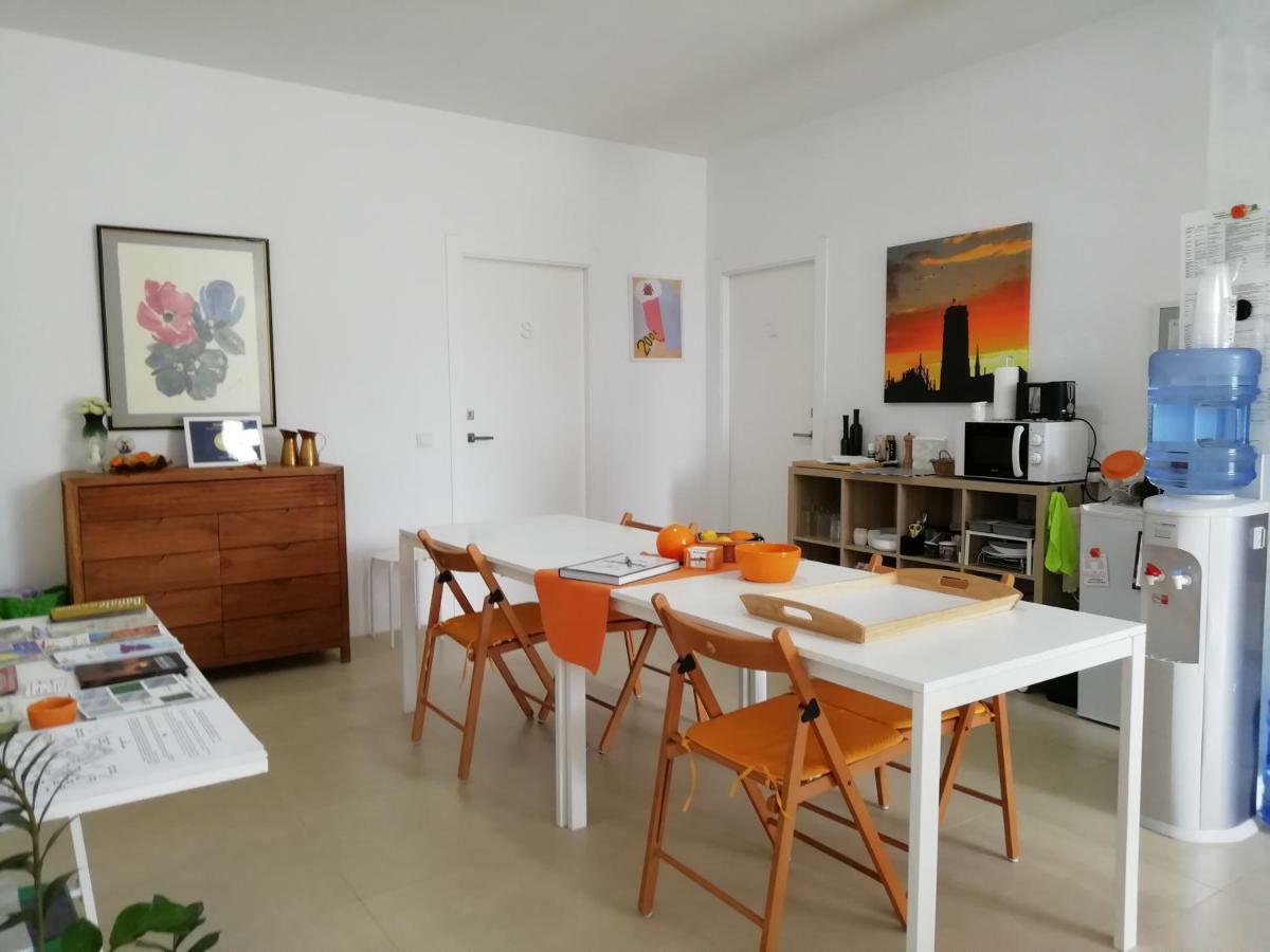 Casa Oliva 52 Apartment Севиля Екстериор снимка