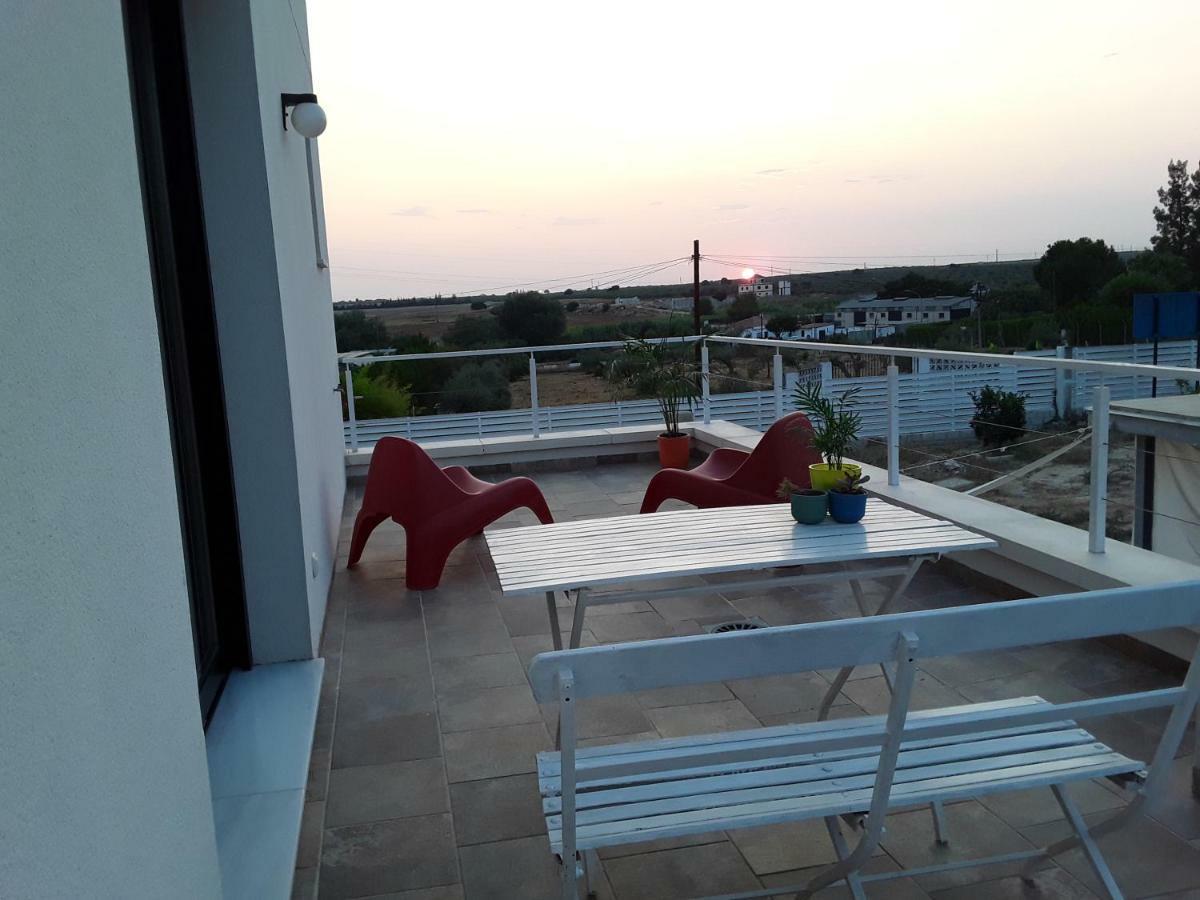 Casa Oliva 52 Apartment Севиля Екстериор снимка